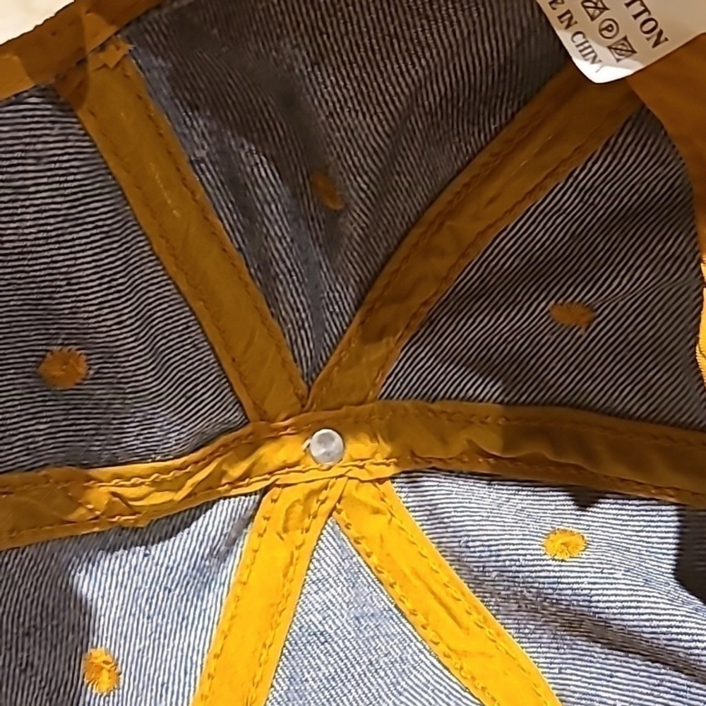 Denim and Rhinestone cap, beautiful cross decor and adjustable strap.(#365g) - Picture 6 of 11